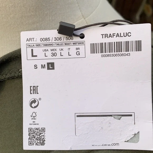 Zara ruffle bottom cotton top, size large - Picture 6 of 6